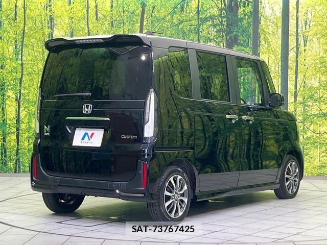 Honda N BOX CUSTOM 2024-01 8367527-16