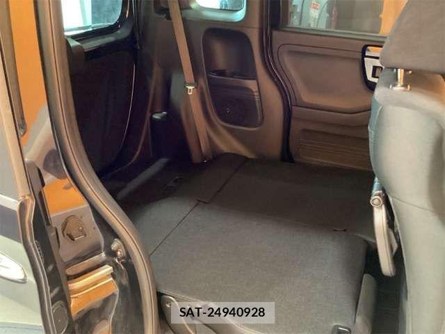 Honda N BOX CUSTOM 2022-02 8367575-16