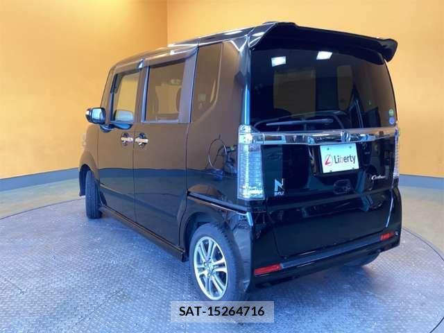 Honda N BOX CUSTOM 2017-04 8367623-12