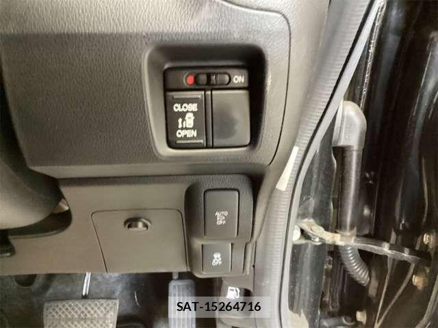 Honda N BOX CUSTOM 2017-04 8367623-7
