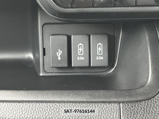 Honda N BOX CUSTOM 2023-01 8367503-20