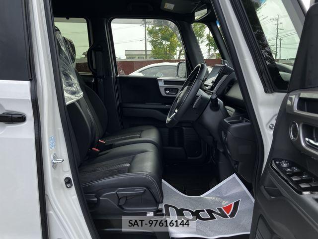 Honda N BOX CUSTOM 2023-01 8367503-8