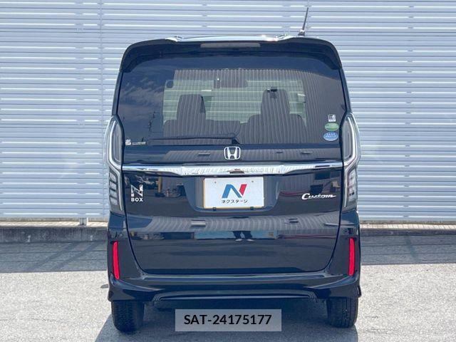 Honda N BOX CUSTOM 2018-01 8367636-14