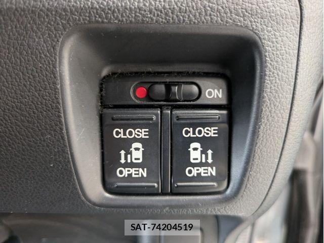 Honda N BOX CUSTOM 2014-08 8367654-13