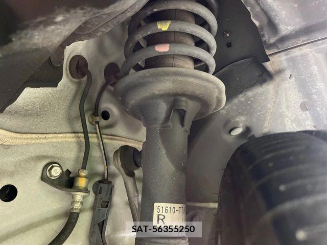 Honda N BOX CUSTOM 2018-08 8367583-19