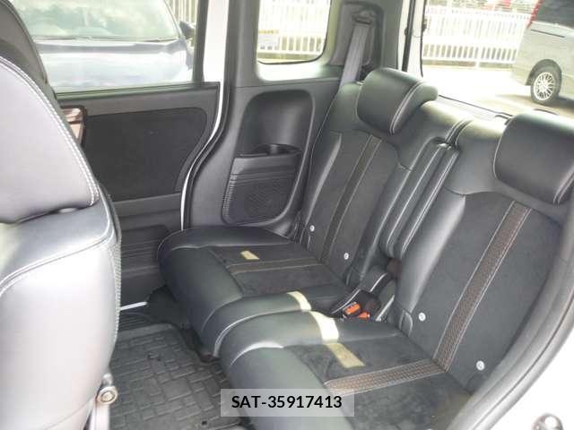 Honda N BOX CUSTOM 2018-06 8367622-13
