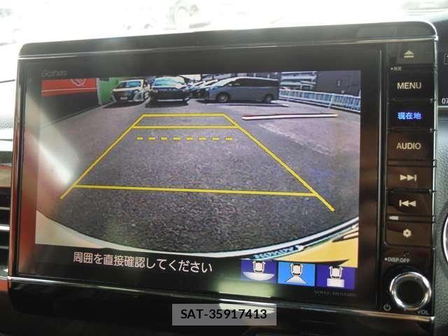 Honda N BOX CUSTOM 2018-06 8367622-22