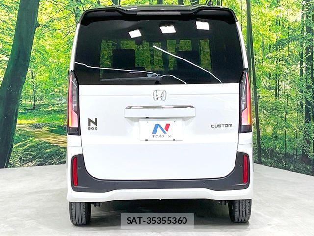 Honda N BOX CUSTOM 2023-11 8367525-14