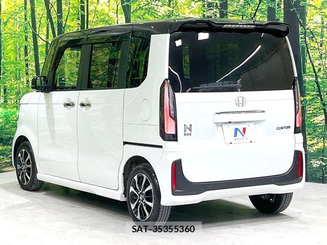 Honda N BOX CUSTOM 2023-11 8367525-16