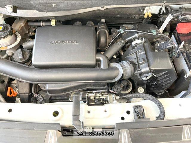 Honda N BOX CUSTOM 2023-11 8367525-17
