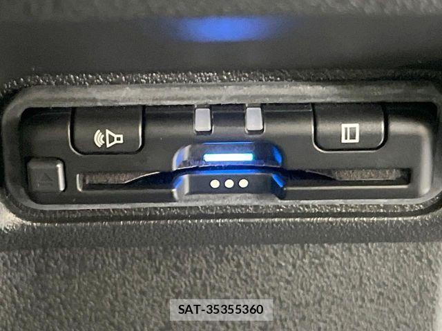 Honda N BOX CUSTOM 2023-11 8367525-6