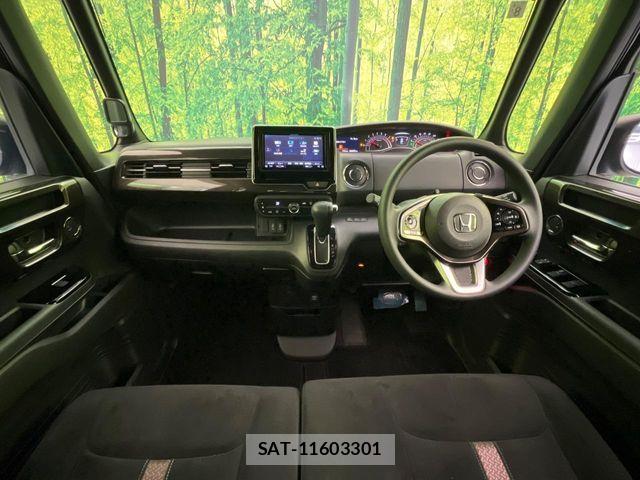 Honda N BOX CUSTOM 2019-08 8367569-1