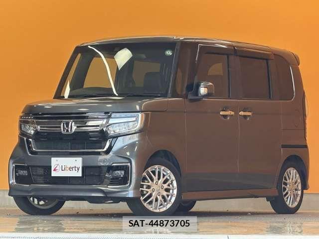Honda N BOX CUSTOM 2021-04 8367539-11