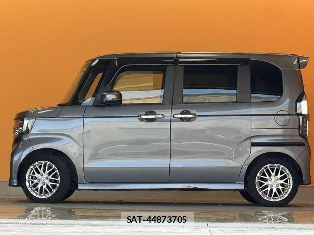 Honda N BOX CUSTOM 2021-04 8367539-12