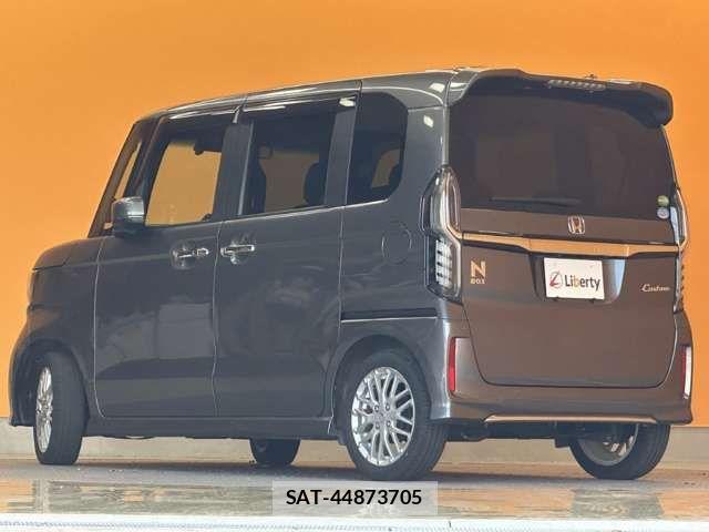Honda N BOX CUSTOM 2021-04 8367539-13