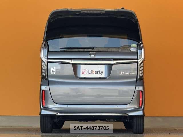 Honda N BOX CUSTOM 2021-04 8367539-14