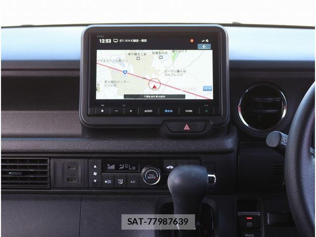Honda N BOX CUSTOM 2023-10 8367534-10