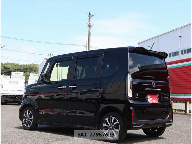 Honda N BOX CUSTOM 2023-10 8367534-28