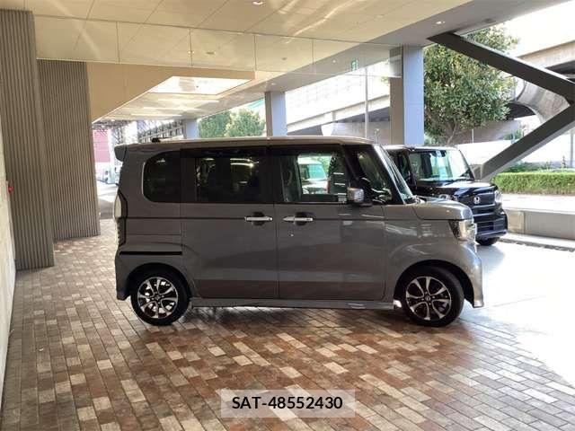 Honda N BOX CUSTOM 2018-05 8367601-16