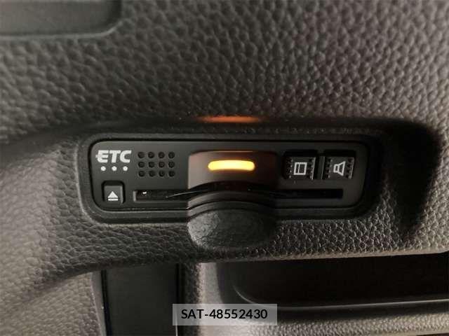 Honda N BOX CUSTOM 2018-05 8367601-4