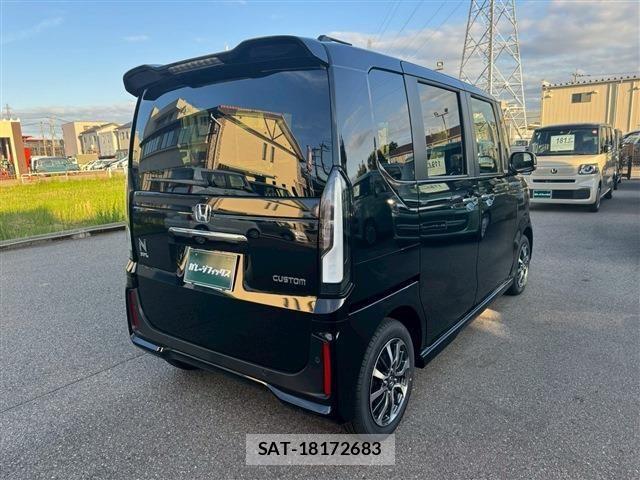 Honda N BOX CUSTOM 2025-08 8367512-6