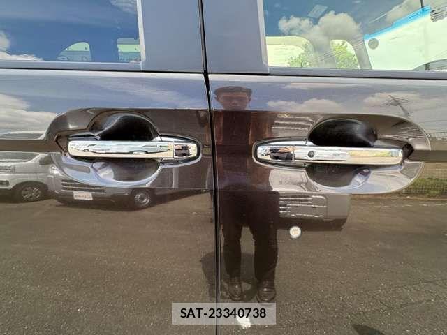 Honda N BOX CUSTOM 2018-08 8367604-16