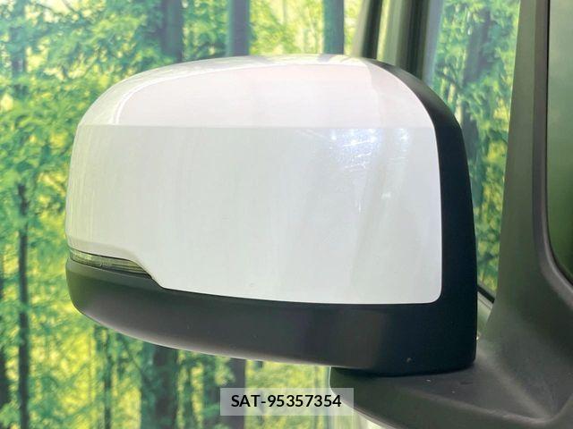 Honda N BOX CUSTOM 2022-11 8367537-19