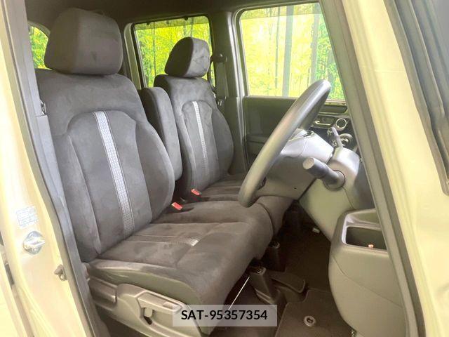 Honda N BOX CUSTOM 2022-11 8367537-7