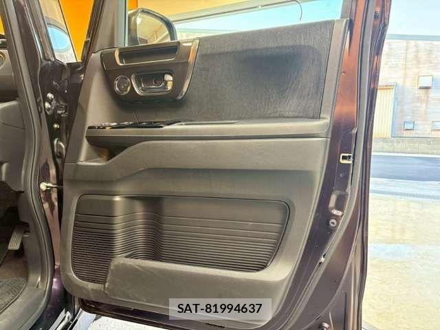 Honda N BOX CUSTOM 2017-08 8367633-11