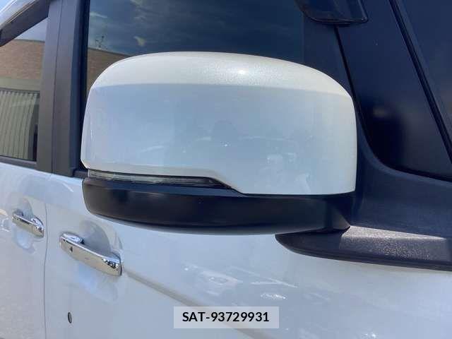 Honda N BOX CUSTOM 2020-12 8367572-13