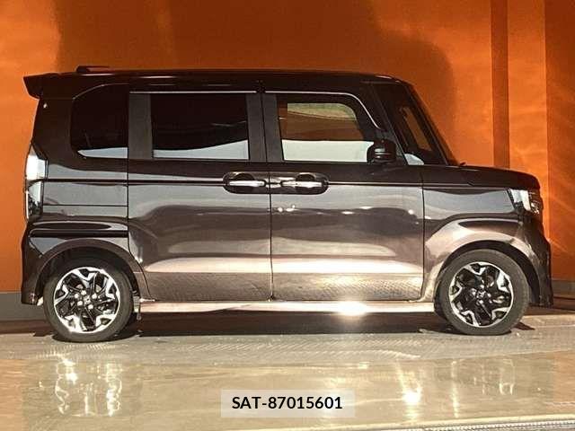Honda N BOX CUSTOM 2017-11 8367606-9