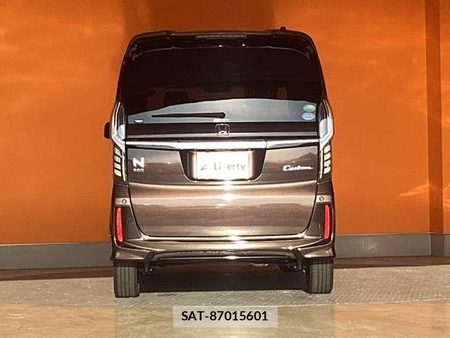 Honda N BOX CUSTOM 2017-11 8367606-11