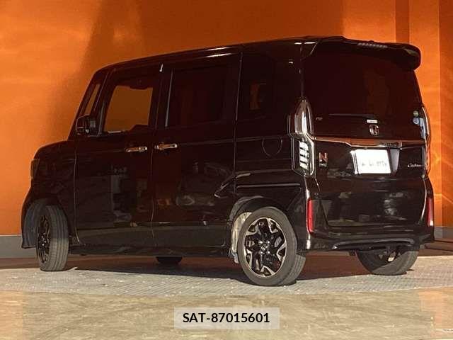Honda N BOX CUSTOM 2017-11 8367606-12