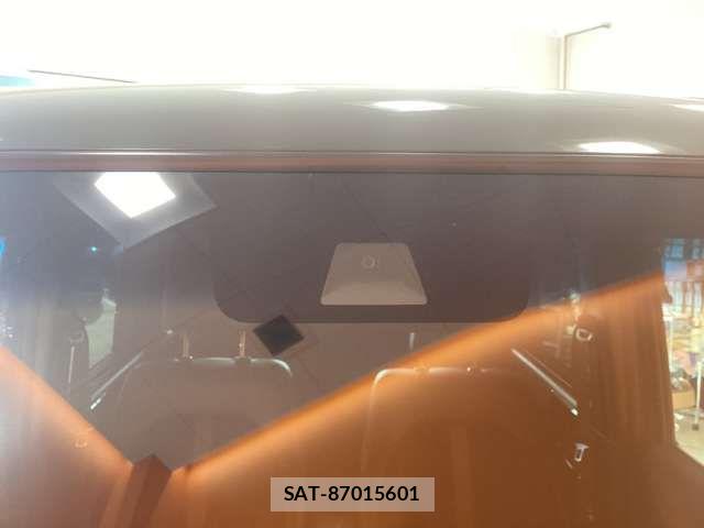 Honda N BOX CUSTOM 2017-11 8367606-15
