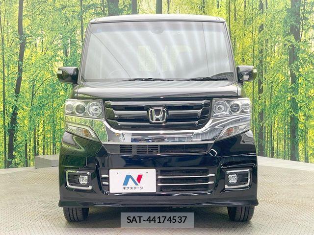 Honda N BOX CUSTOM 2017-03 8367632-13