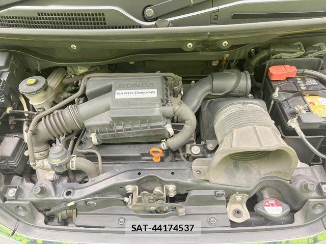 Honda N BOX CUSTOM 2017-03 8367632-17