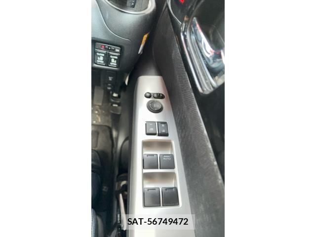 Honda N BOX CUSTOM 2017-02 8367648-17