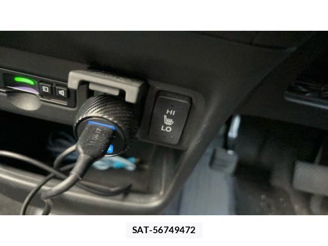 Honda N BOX CUSTOM 2017-02 8367648-21