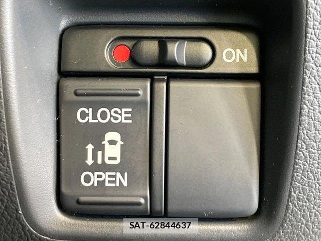 Honda N BOX CUSTOM 2016-12 8367646-4
