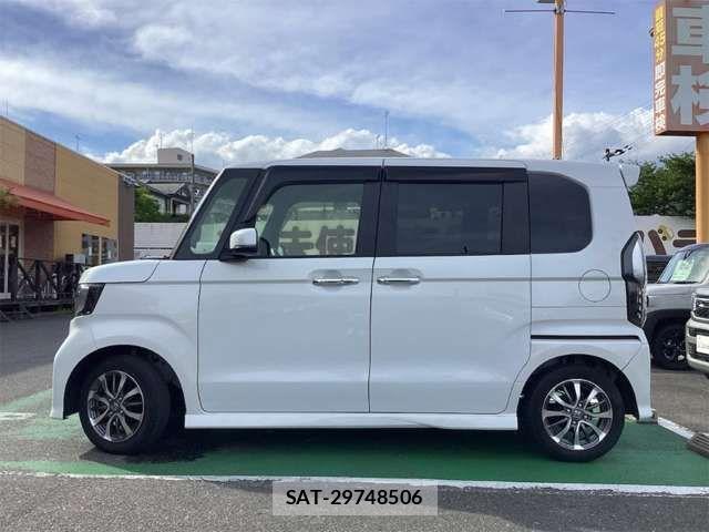 Honda N BOX CUSTOM 2021-11 8371944-13