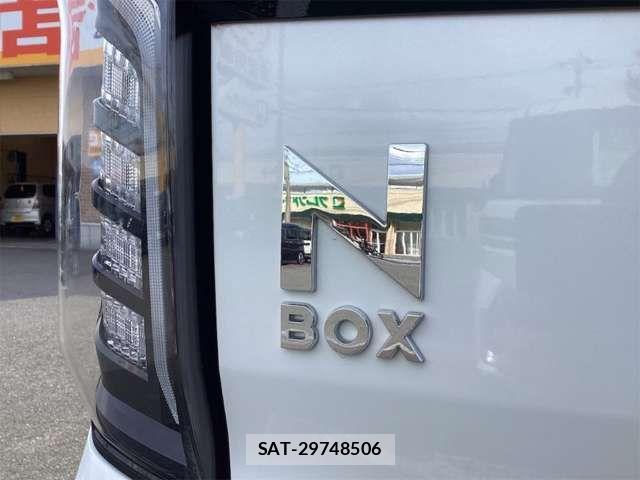 Honda N BOX CUSTOM 2021-11 8371944-14