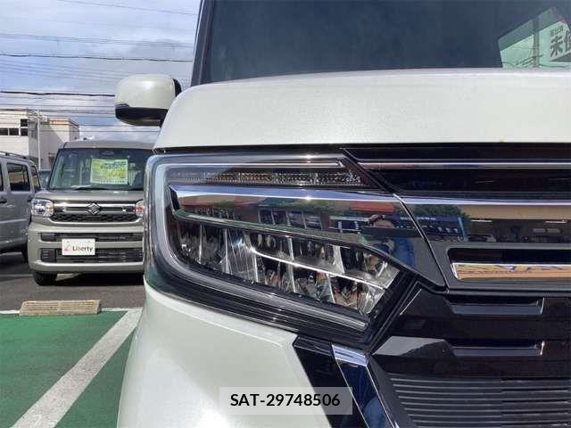 Honda N BOX CUSTOM 2021-11 8371944-16