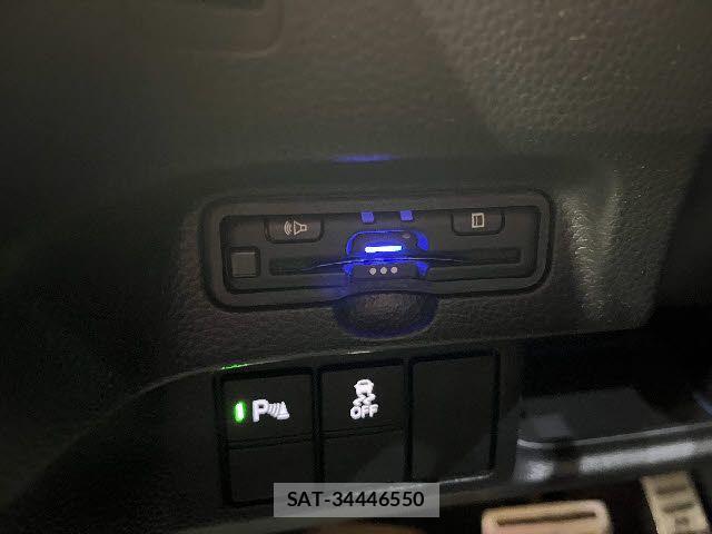 Honda N BOX CUSTOM 2022-06 8371943-15