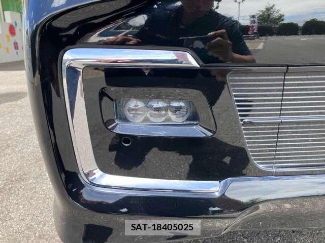 Honda N BOX CUSTOM 2021-10 8371942-10