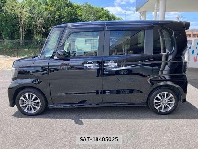 Honda N BOX CUSTOM 2021-10 8371942-19