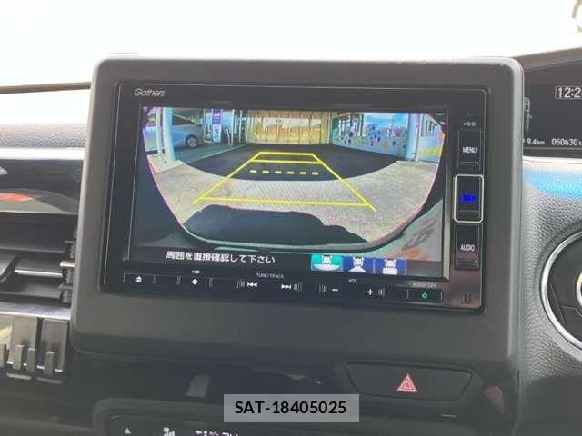 Honda N BOX CUSTOM 2021-10 8371942-3