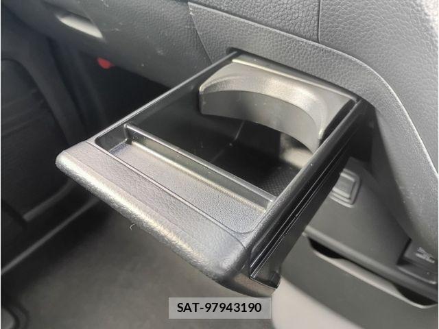 Honda N BOX CUSTOM 2022-06 8371950-11