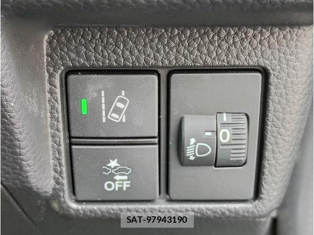 Honda N BOX CUSTOM 2022-06 8371950-28