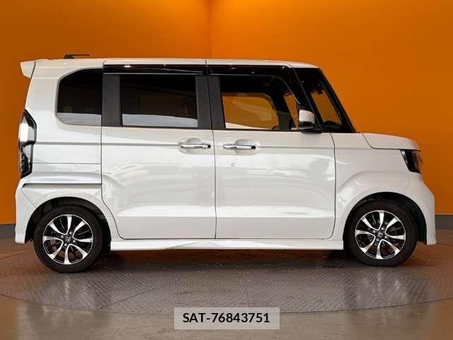Honda N BOX CUSTOM 2019-07 8371945-16