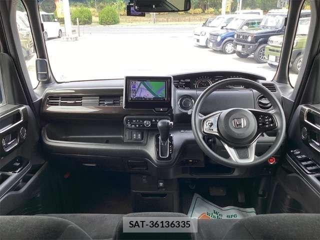 Honda N BOX CUSTOM 2017-12 8371946-1